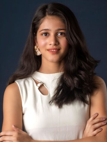 about-us-author-5 about-us-author-5